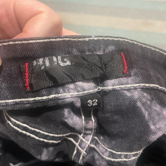 BDG: high rise tie dyed shorts - Picture 6 of 6